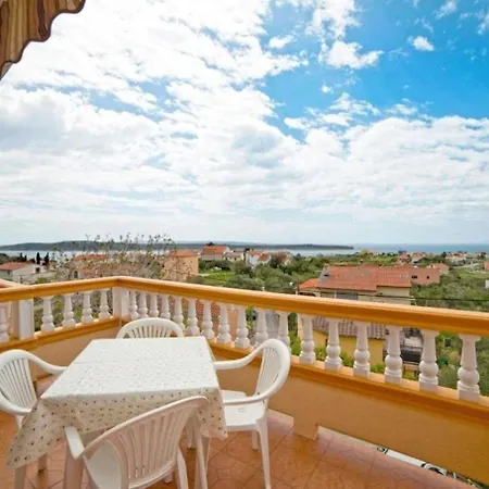 Dusan Appartement Banjol