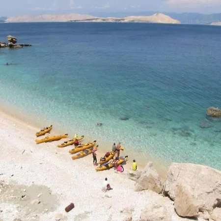 Dusan Apartment Banjol