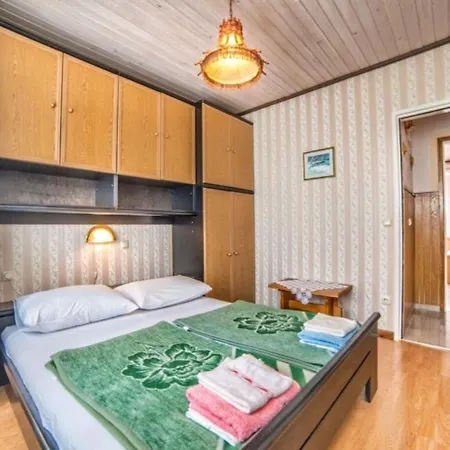 Apartment Dusan Banjol