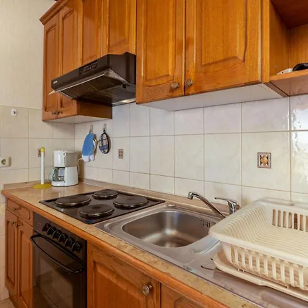 Dusan Apartman Banjol