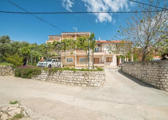 Dusan Apartmán *